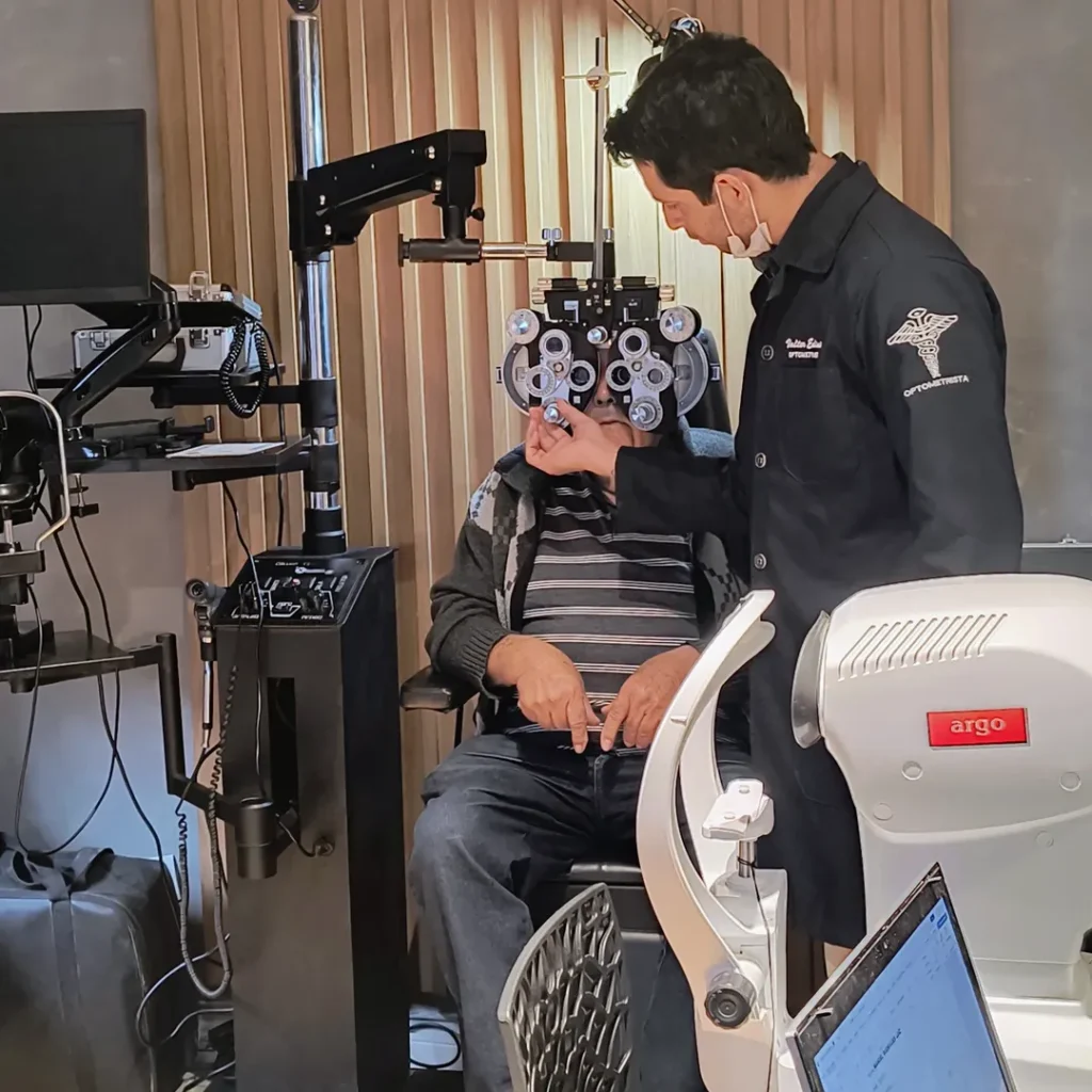 a saúde dos seus olhos é essencial para enxergar o mundo com mais clareza e qualidade.nossa clí